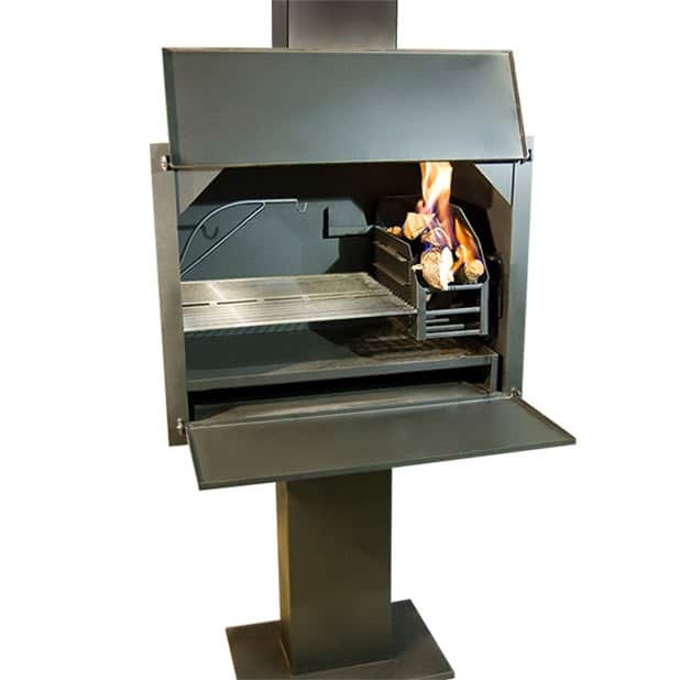 800 Free-standing/Patio Braai on Pedestal. Including 2.4m Flue Kit